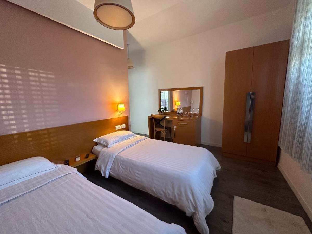 Al Bon Park Hotel Берат Екстериор снимка